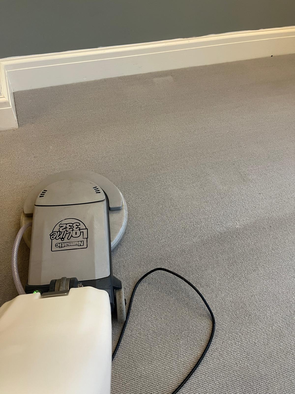 Carpet cleaning Leeds - dry in 30 minutes - professional carpet cleaning by AJ Carpet and Upholstery Cleaning.